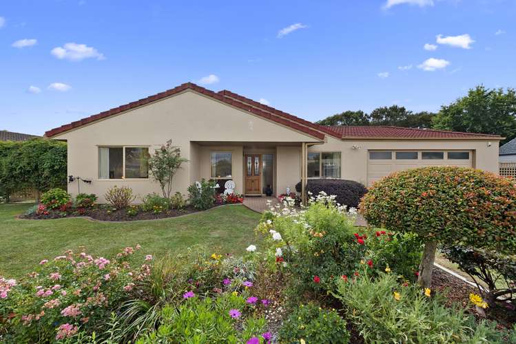 6 Cromwell Drive Fitzroy_13