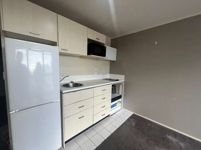 828/72 Nelson Street City Centre_1