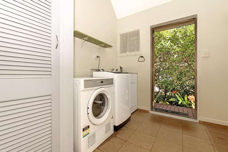 83 Moana Road Okitu_17