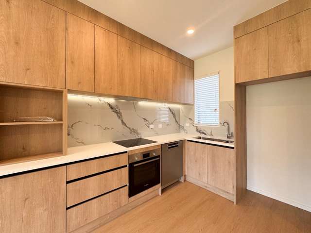 8/8 Lowtherhurst Road 11410_3