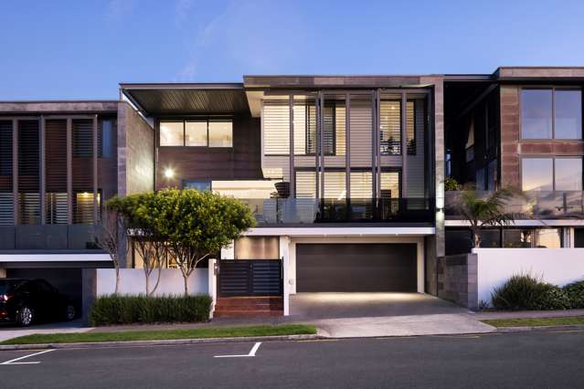 2/415 Oceanbeach Road Mount Maunganui_1