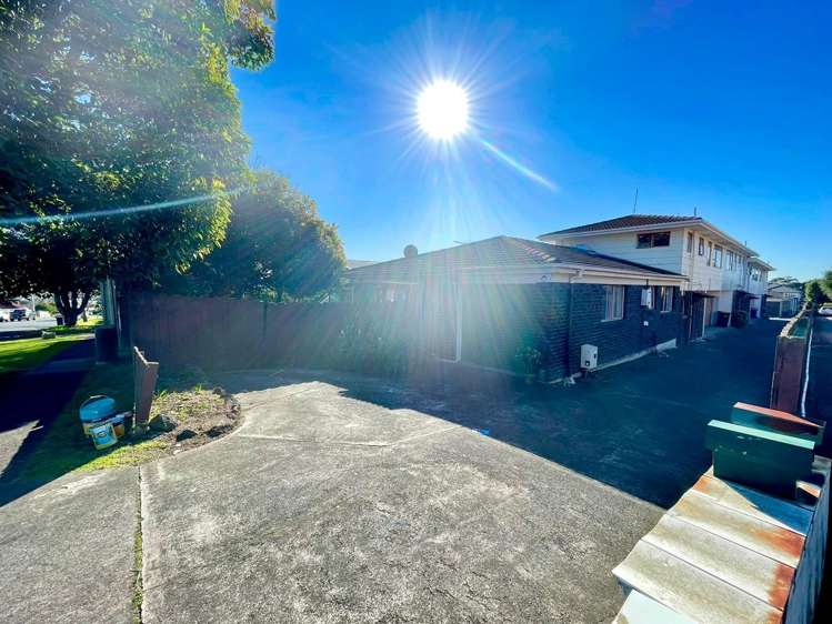 1/26 Islington Avenue New Lynn_18