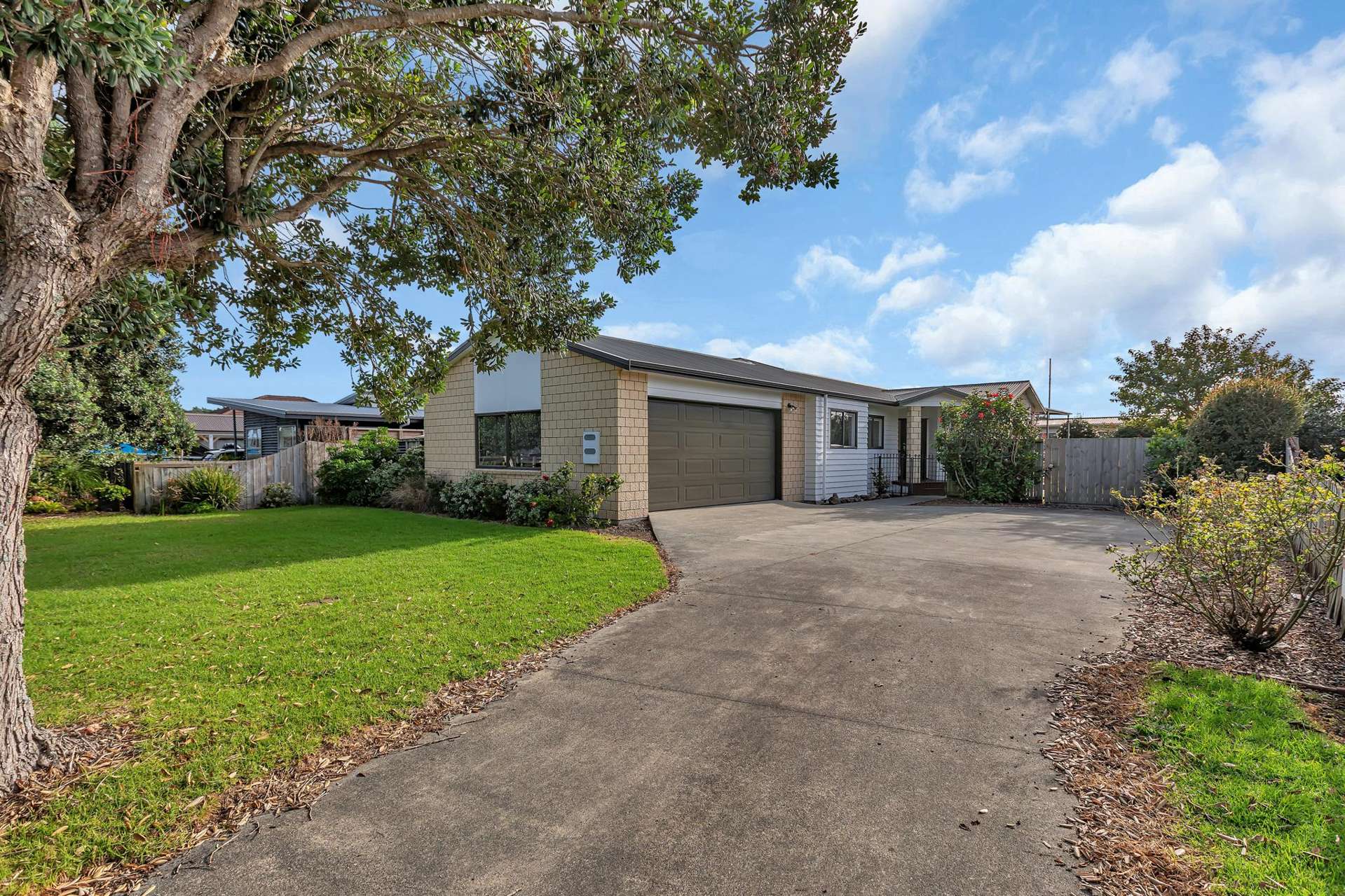 7 Endeavour Place One Tree Point_0