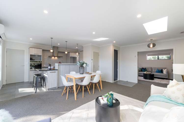 4 Yeats Grove Trentham_6