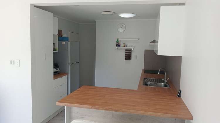 3/223 Birkdale Road Birkdale_6