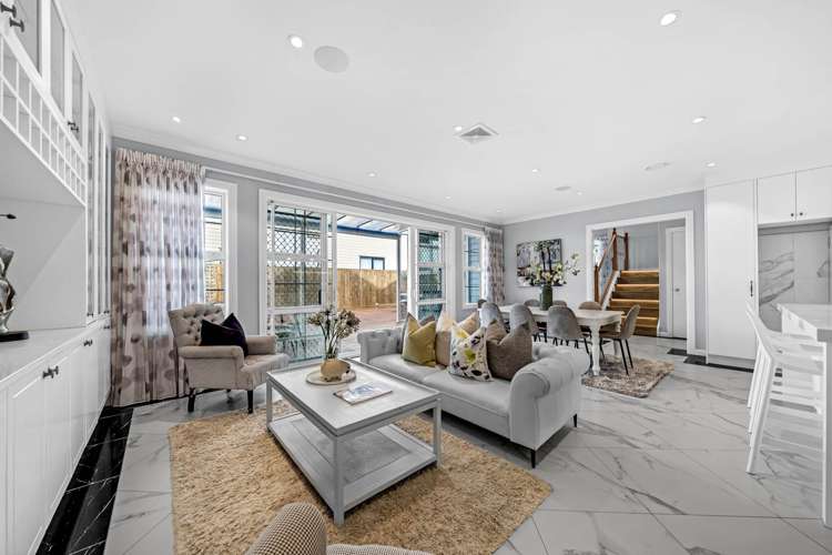 2 Piringa Street Flat Bush_8