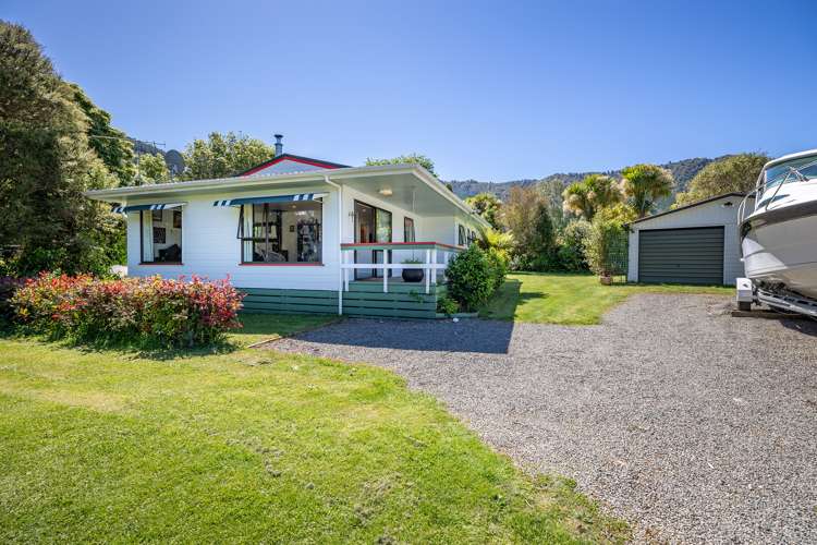 359 Anakiwa Road Anakiwa and Surrounds_17