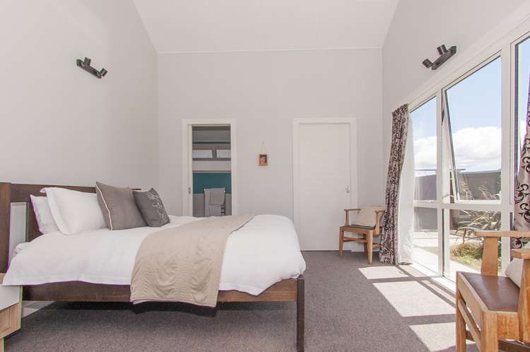 8 Debenham Drive Whitianga_10