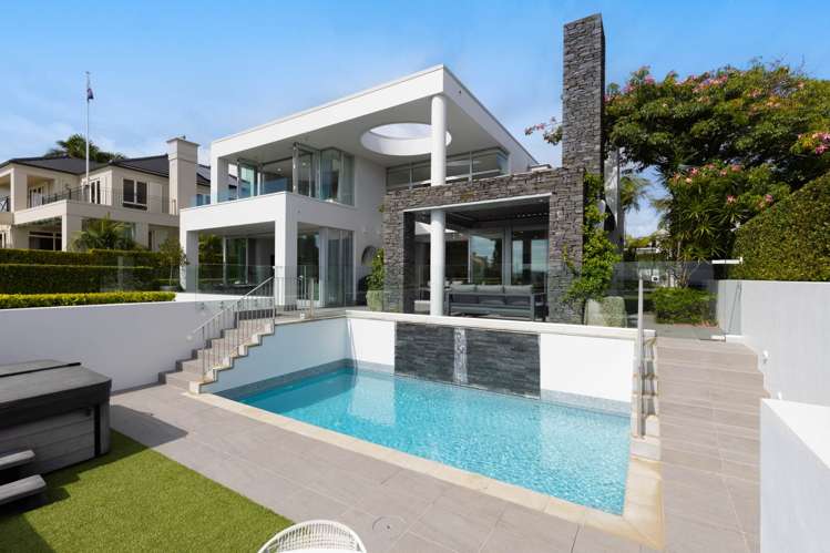 21 Benbow Street St Heliers_36