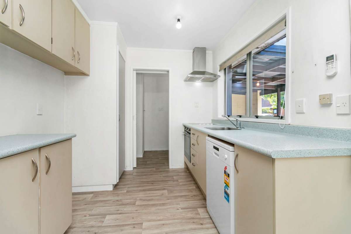 2/68 Clayburn Road_2