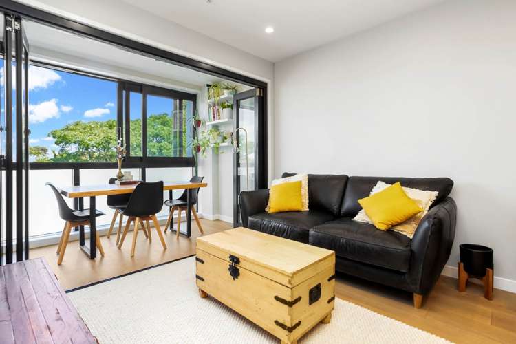 102/9 Walmer Road Point Chevalier_1