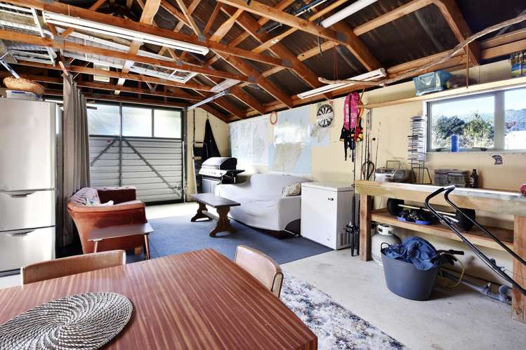 26 Kamahi Road, Tennyson Inlet Marlborough Sounds_12