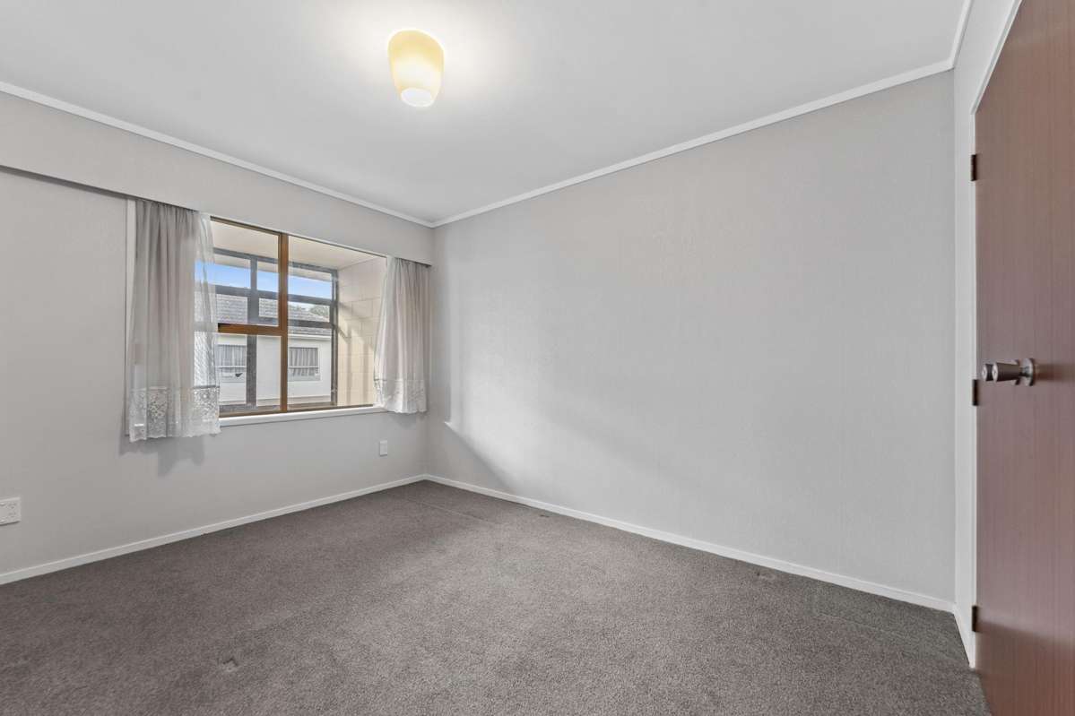 2/51 Huia Road_2