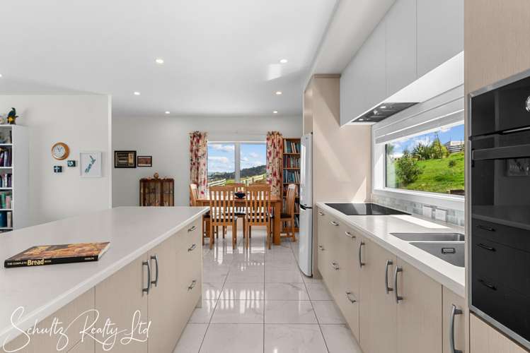 70 Te Pahi River Drive Maungaturoto_11