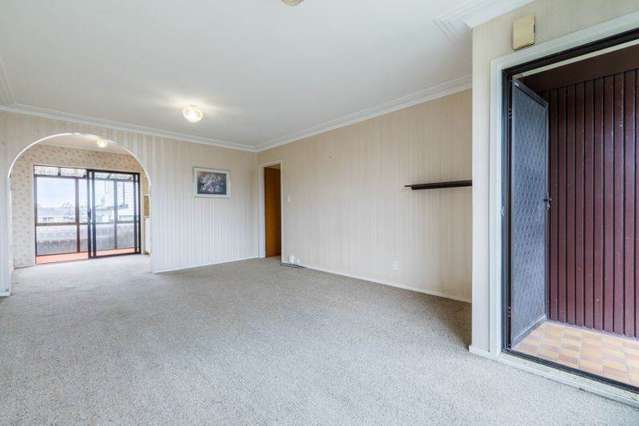 2/1 Wattle Street New Lynn_3