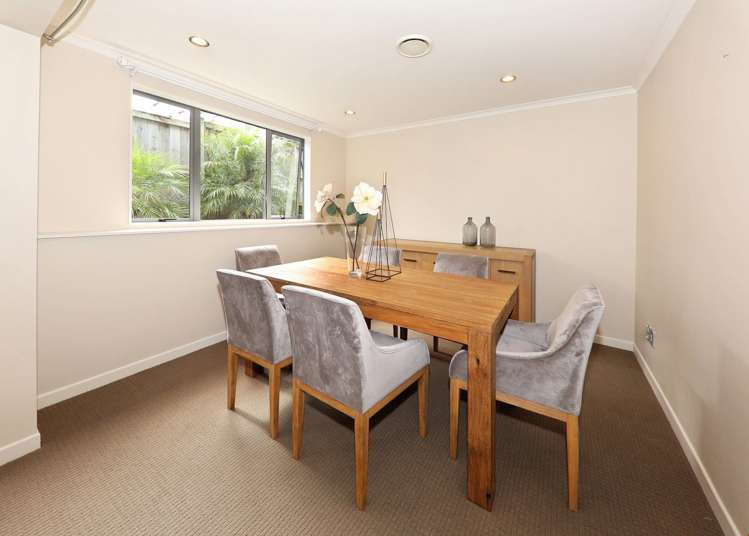 7 Silvana Drive Flat Bush_9