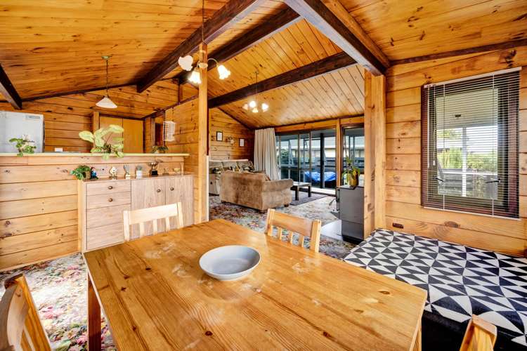 8 Ponderosa Place Opunake_9