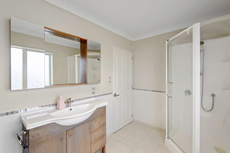 48 Chateau Drive Burnside_15