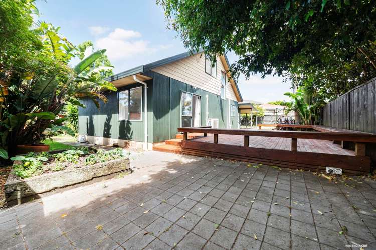 110b Mcleod Road Te Atatu South_2