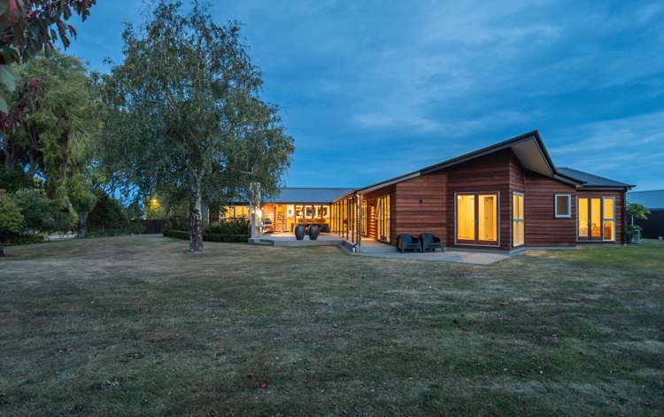 290 Pages Road Gleniti_17