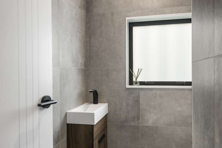 12 Karaka Street Helensville_8