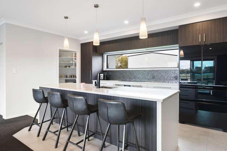 170 Shirriffs Road Awapuni_13