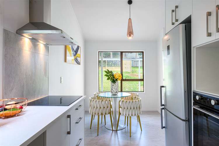 1/13 Hollyhock Place Browns Bay_10