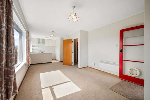 8/218 Onepu Road Lyall Bay_3