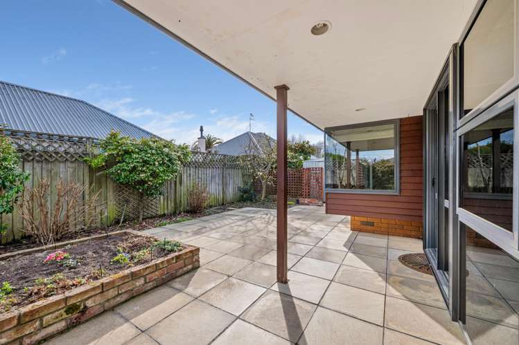 3A Livingstone Place Springlands_17