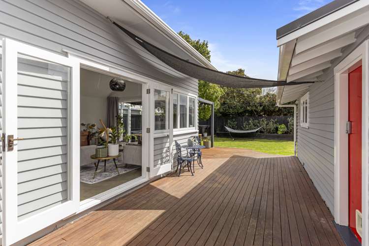 52 Woodward Road Mount Albert_16