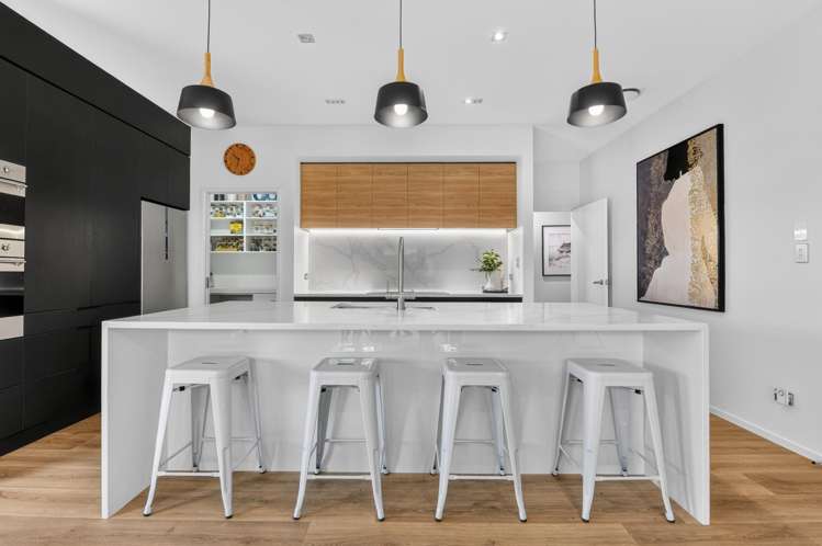 11 Whistler Close_3