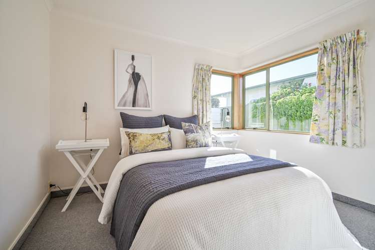 2/239 Warwick Road Mayfair_10