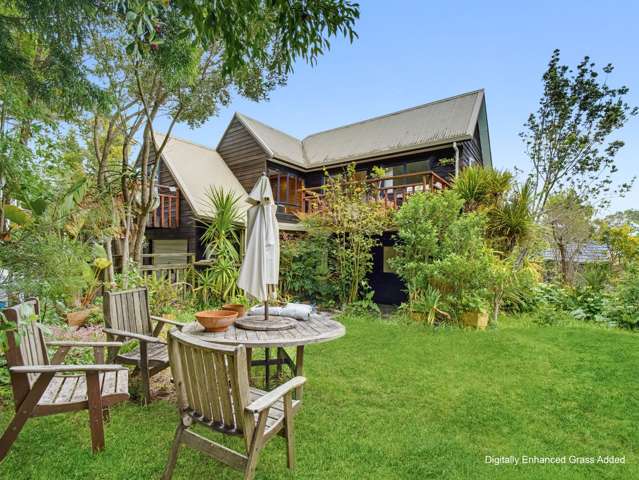 Amazing Opportunity! First Home or Holiday Bach!!