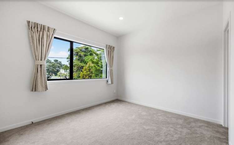 2/36 Northboro Road Hauraki_13