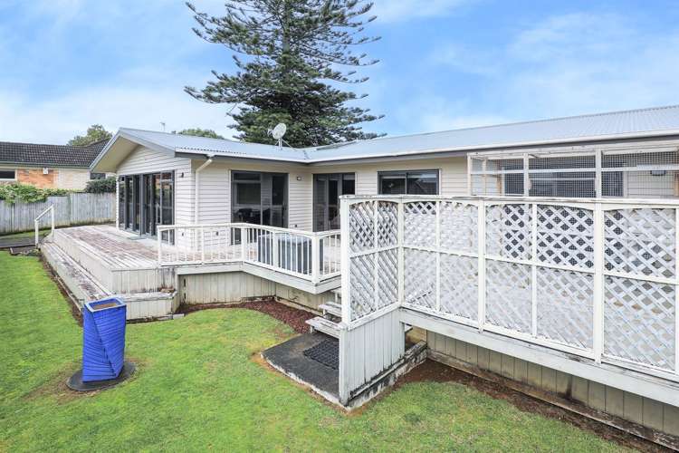 51 Youngs Road Papakura_25