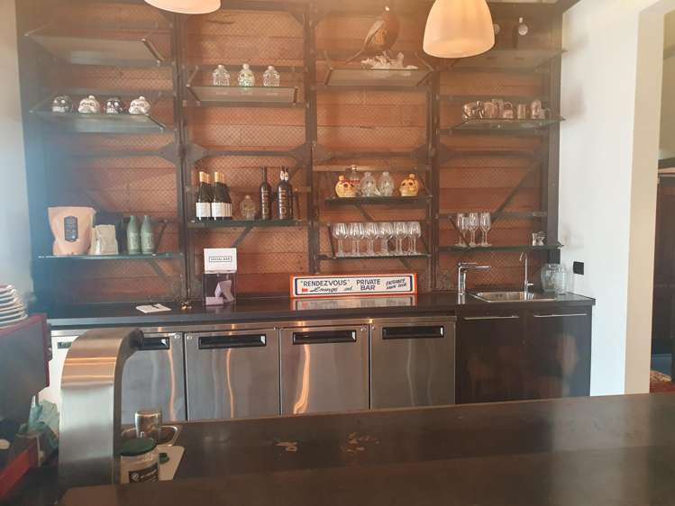 c/47 Queen Street New Plymouth_4