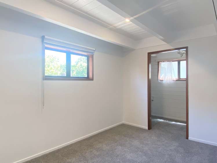 16 Woodhall Road Epsom_6