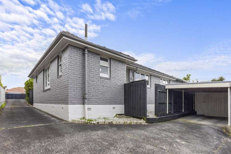 1612 Great North Road Waterview_14