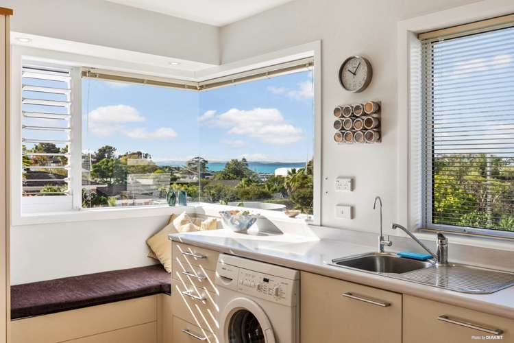 1/10 Hythe Terrace Mairangi Bay_10