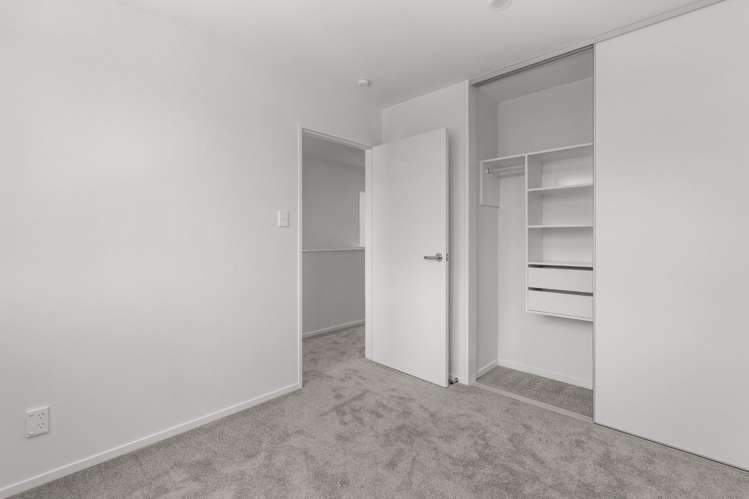 4C Roberts Road 1802_12