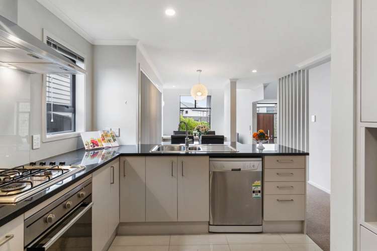 14 Hirimate Place Flat Bush_8