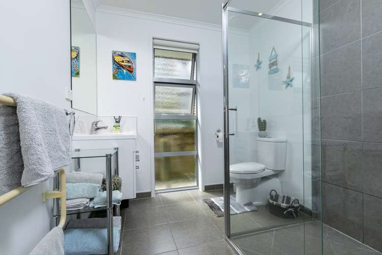 4 Greyfort Road Silverdale_18