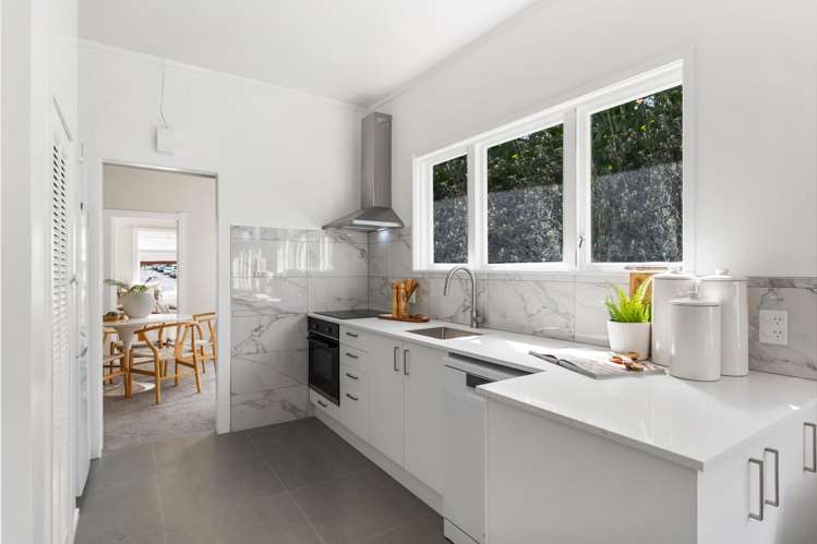 2 Aliford Avenue One Tree Hill_4