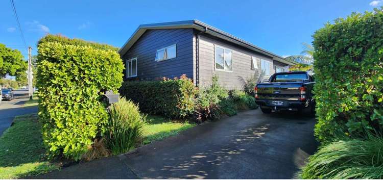 39A Caen Road,_0
