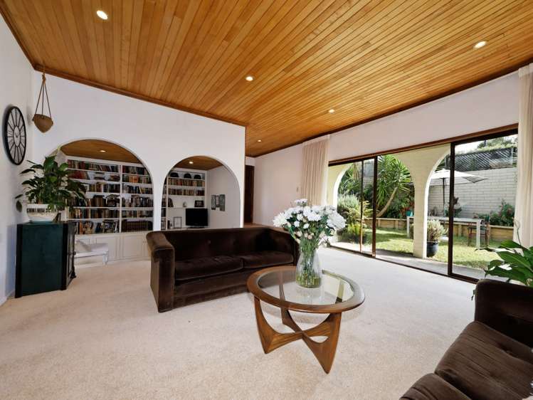 208 Golf Road Titirangi_8