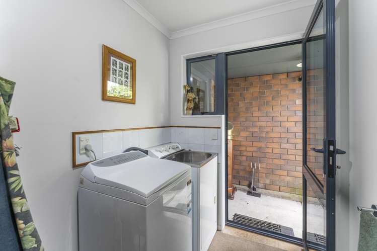 6 Willow Avenue Stoke_15