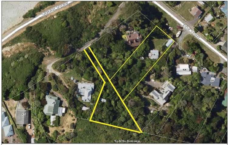 6 Airlie Street Glenduan_16