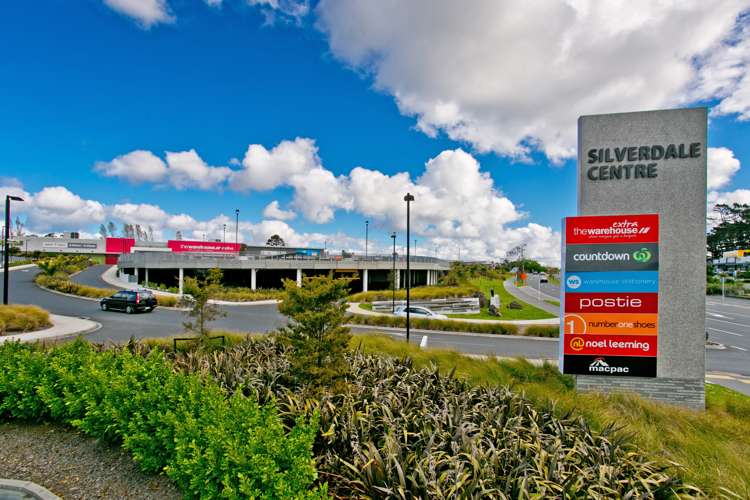 77 Bonair Crescent Silverdale_18