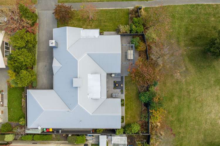 36 Mcmahon Drive Aidanfield_21