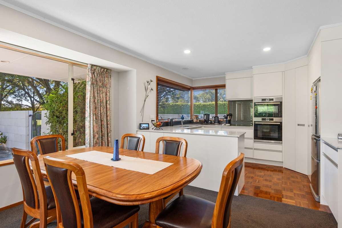 238 Beach Road East_3